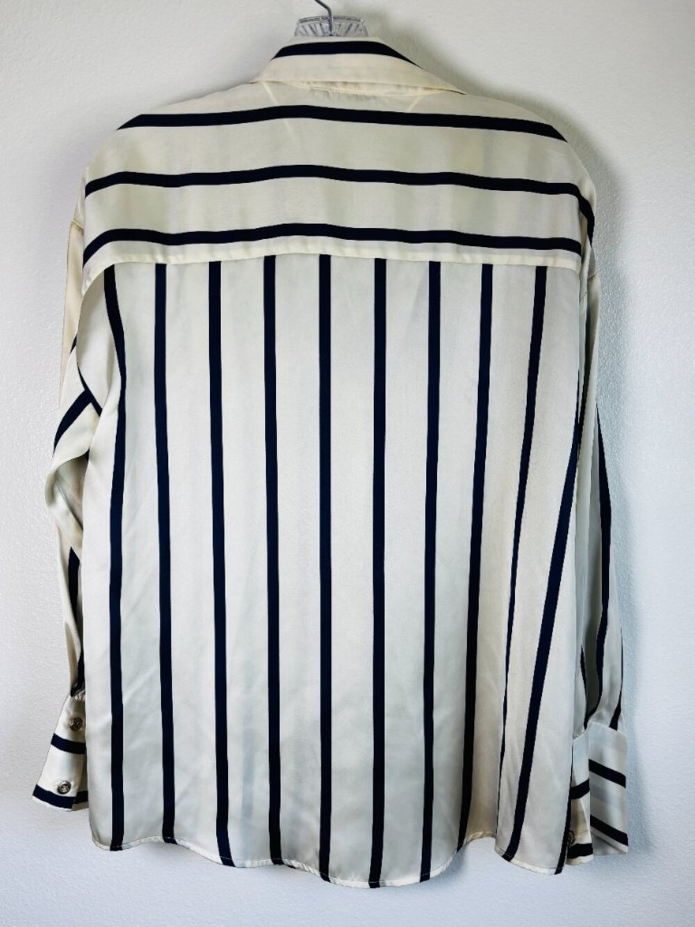 Zara button-down blouse - Picture 2 of 4